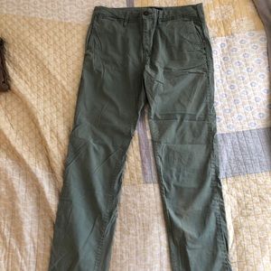 American Eagle Men’s slim pant